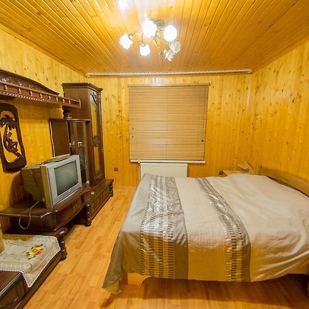 Guest House Suzirya Karpat Яремче Екстериор снимка