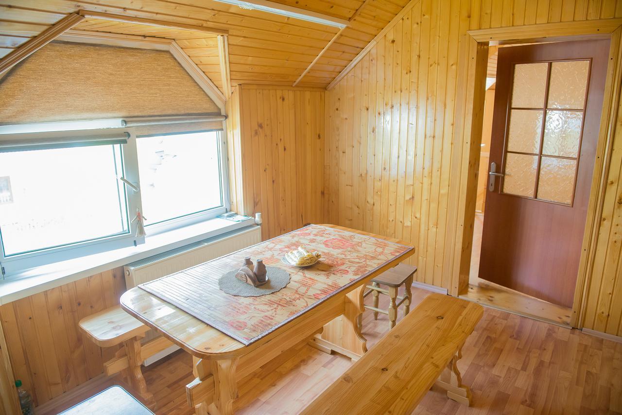 Guest House Suzirya Karpat Яремче Екстериор снимка