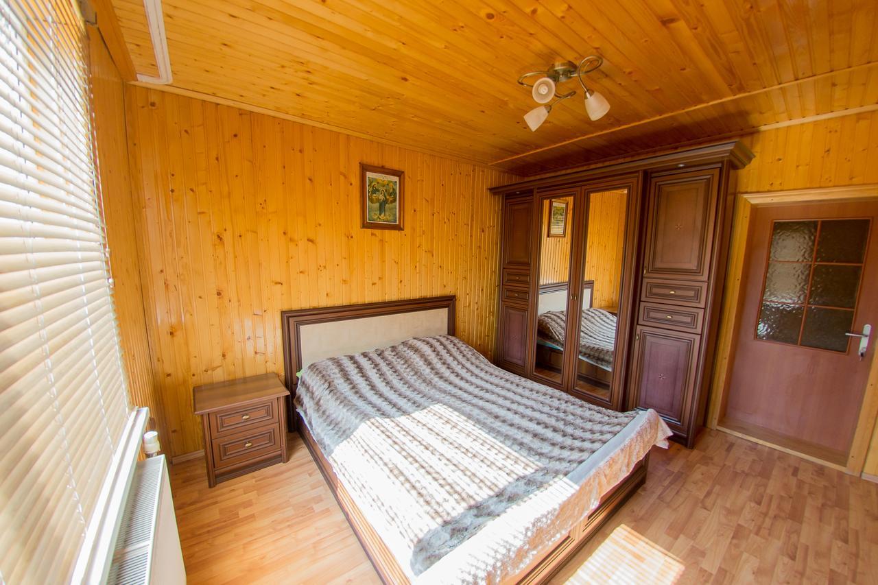 Guest House Suzirya Karpat Яремче Екстериор снимка