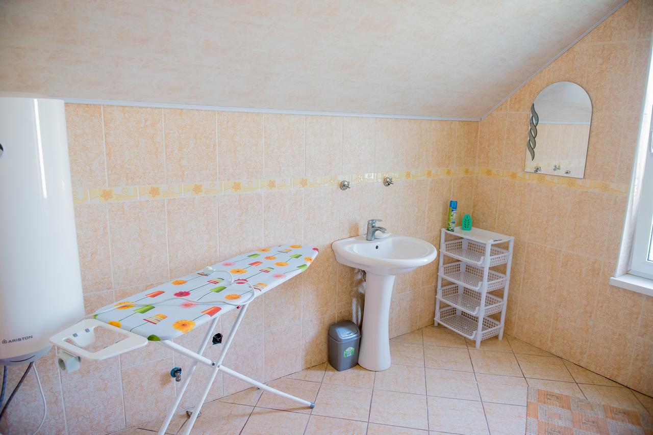 Guest House Suzirya Karpat Яремче Екстериор снимка